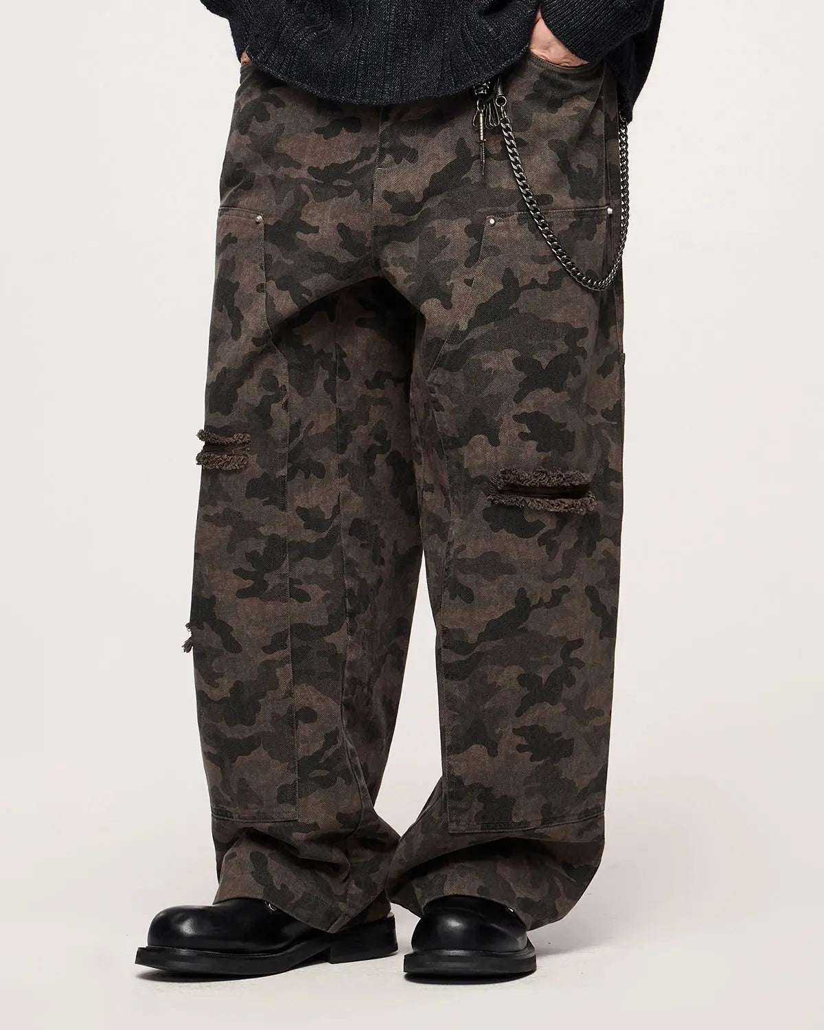 Camo Ripped Cargo Pants | LCDEGO Streetwear