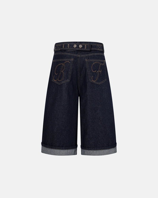 back buckle baggy denim jorts front view