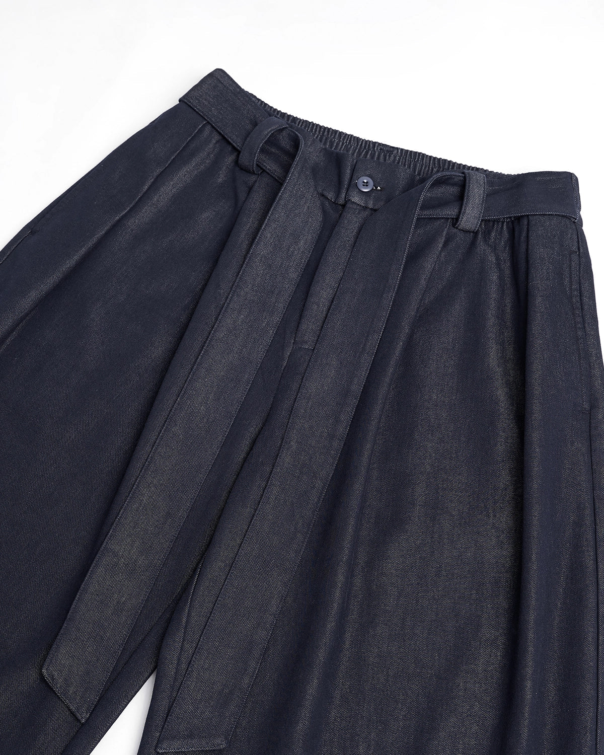 Raw Silky Denim Jeans with Belt | LCDEGO Streetwear