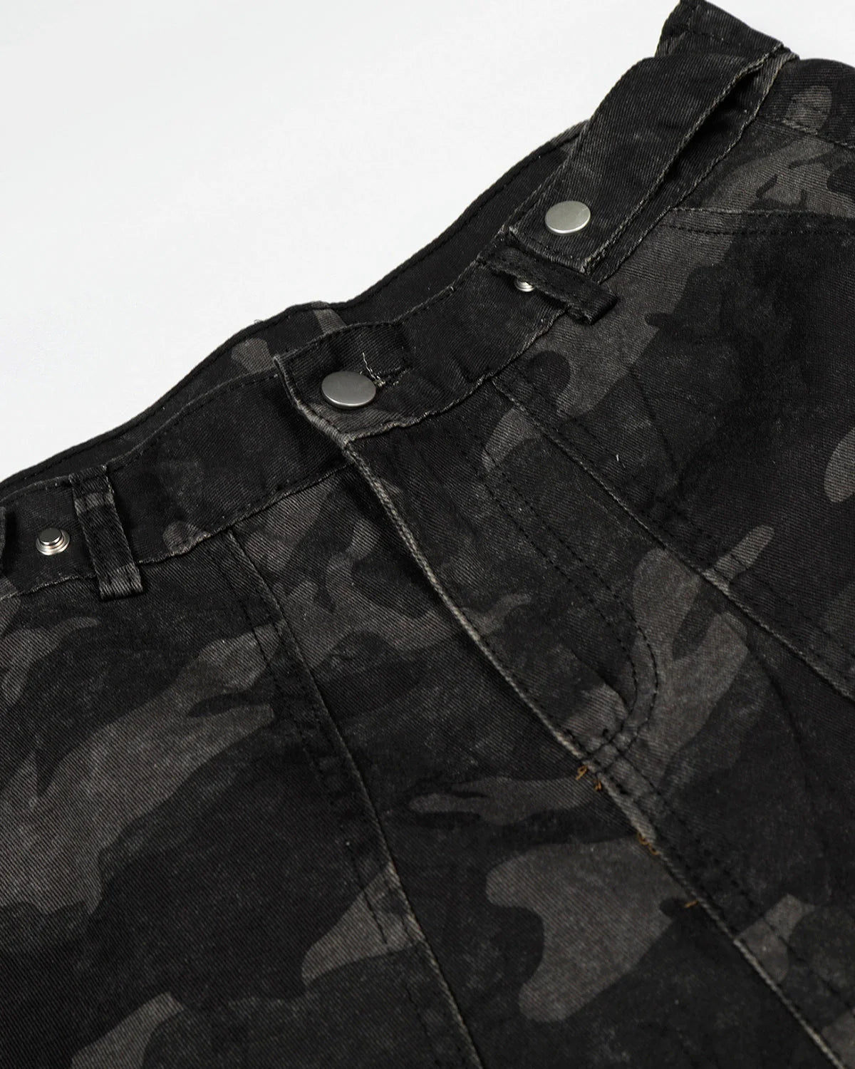 Dark Camo Cargo Shorts | LCDEGO Streetwear