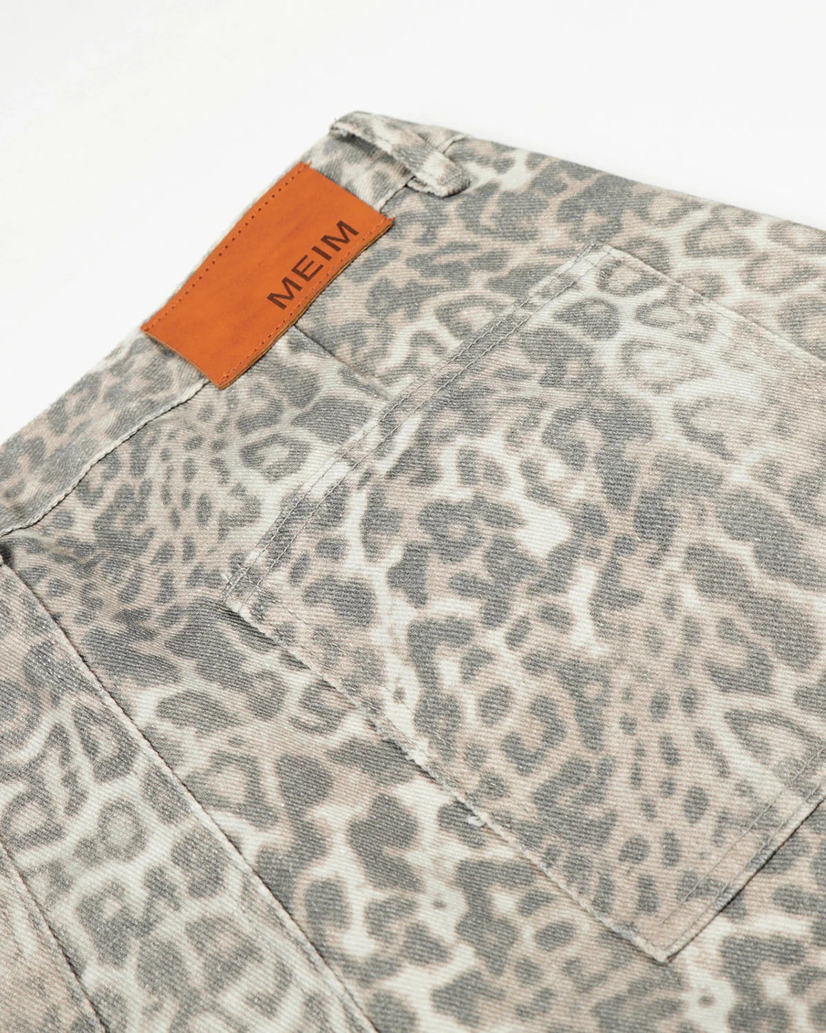 Leopard Pattern Cargo Barrel Pants | LCDEGO Streetwear