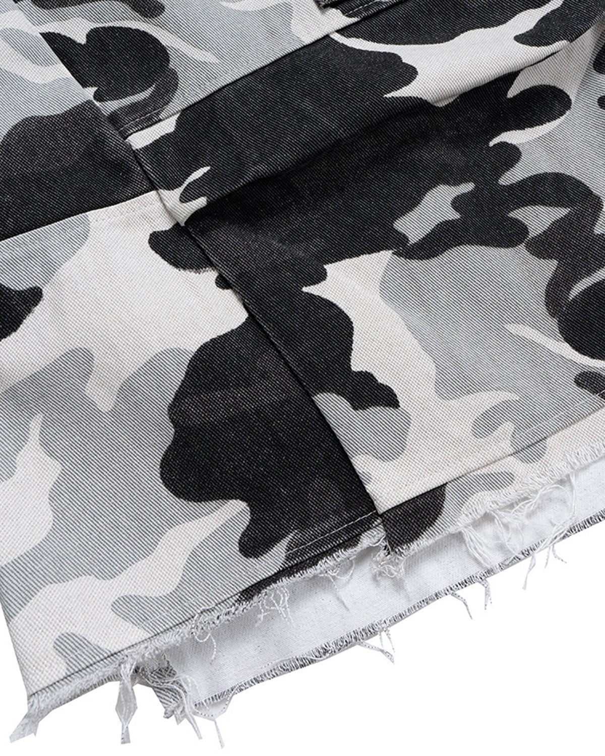 Glitter Camo Cargo Longline Shorts | LCDEGO Streetwear
