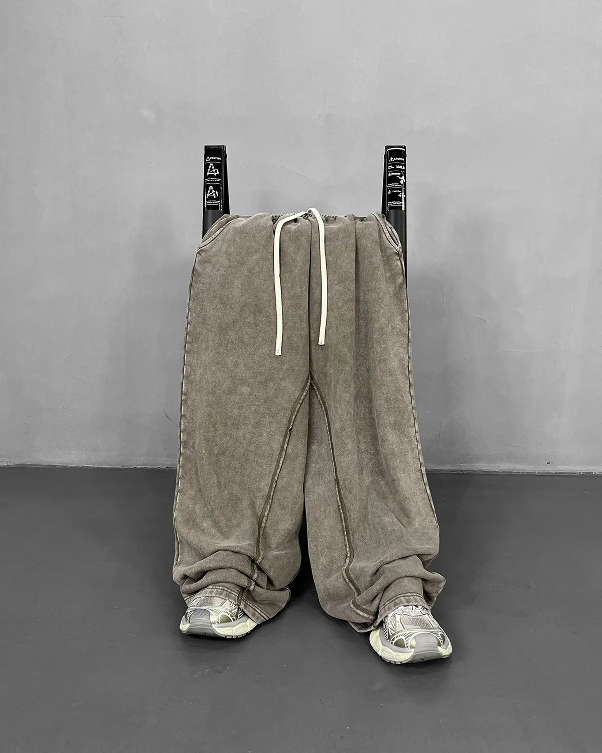 Straight Leg Acid Wash Sweatpant | LCDEGO Streetwear