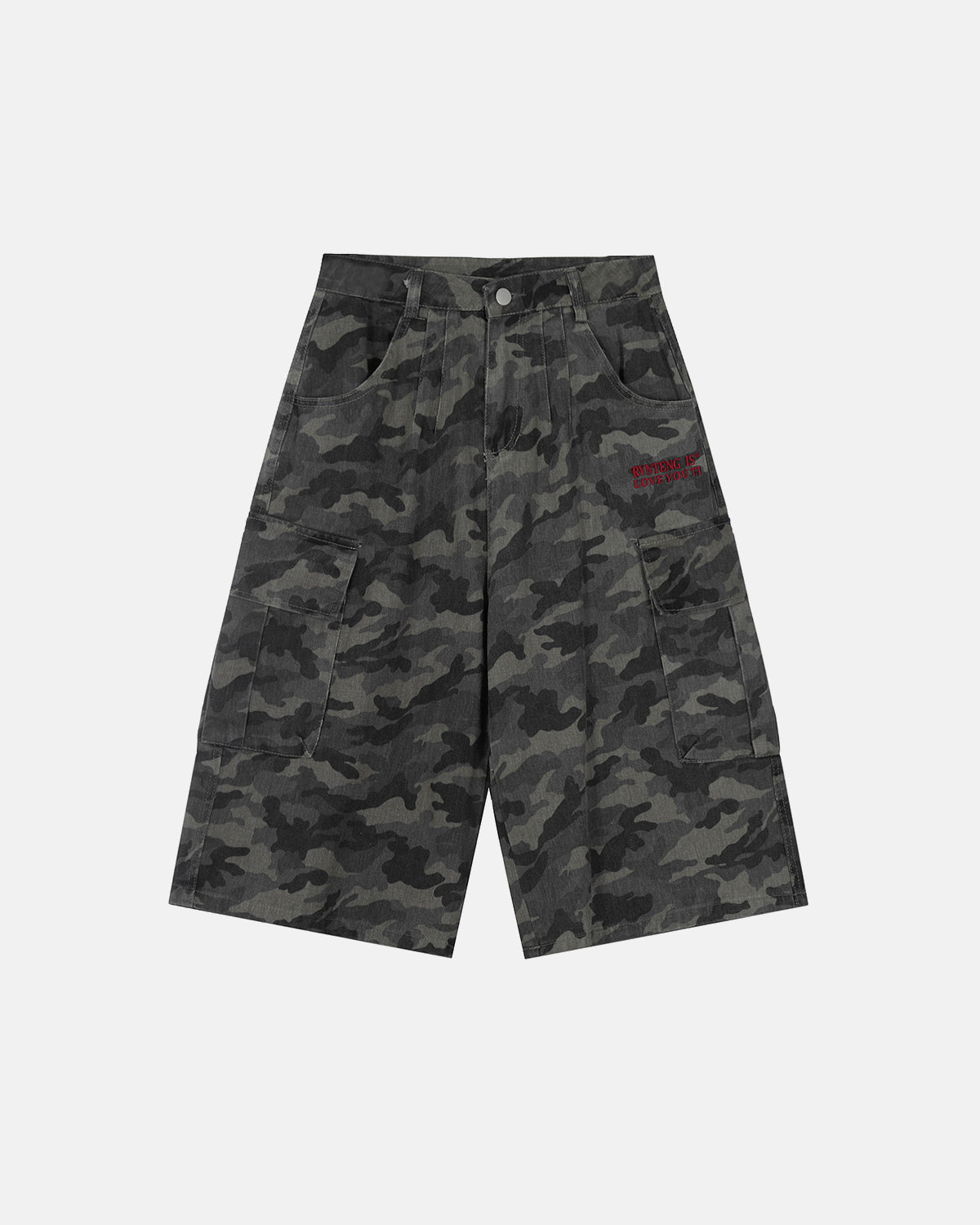 embroidered camo cargo shorts with baggy fit and pockets